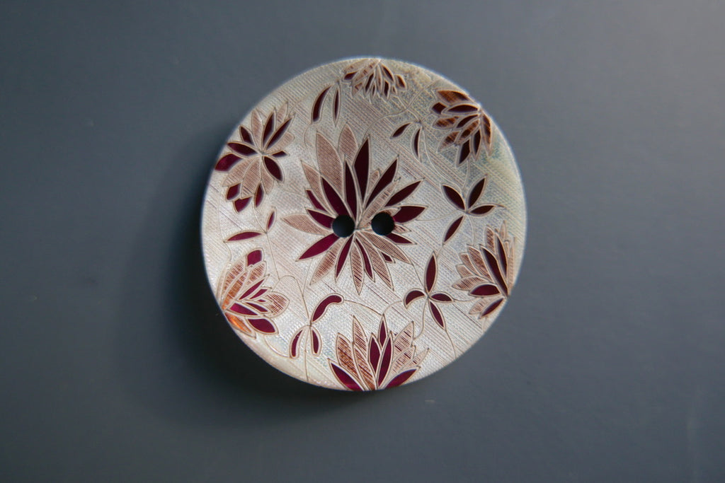 Acoya natural shell red etched design button SP HAberdashery Auckland NZ