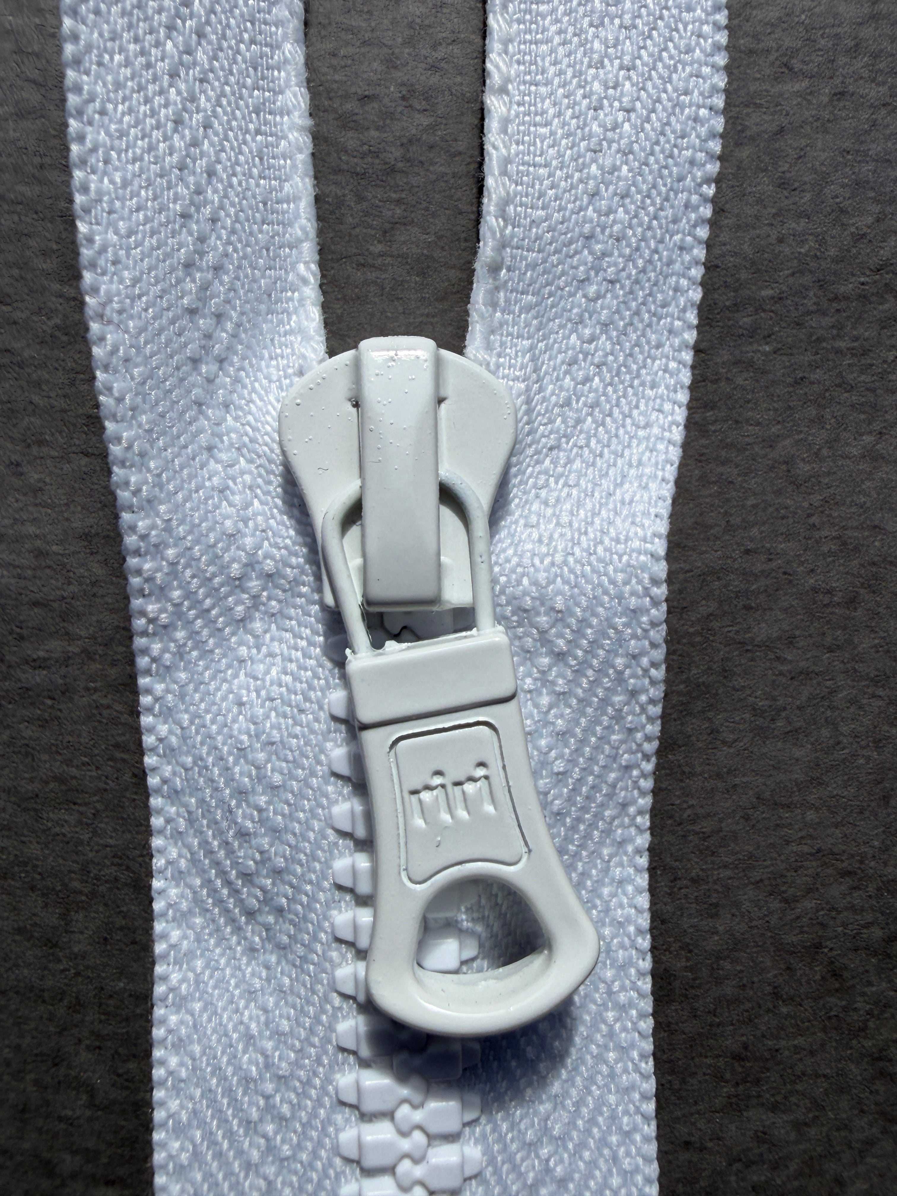 Close up Riri open end nylon white zip 20cm SP Haberdashery Auckland NZ