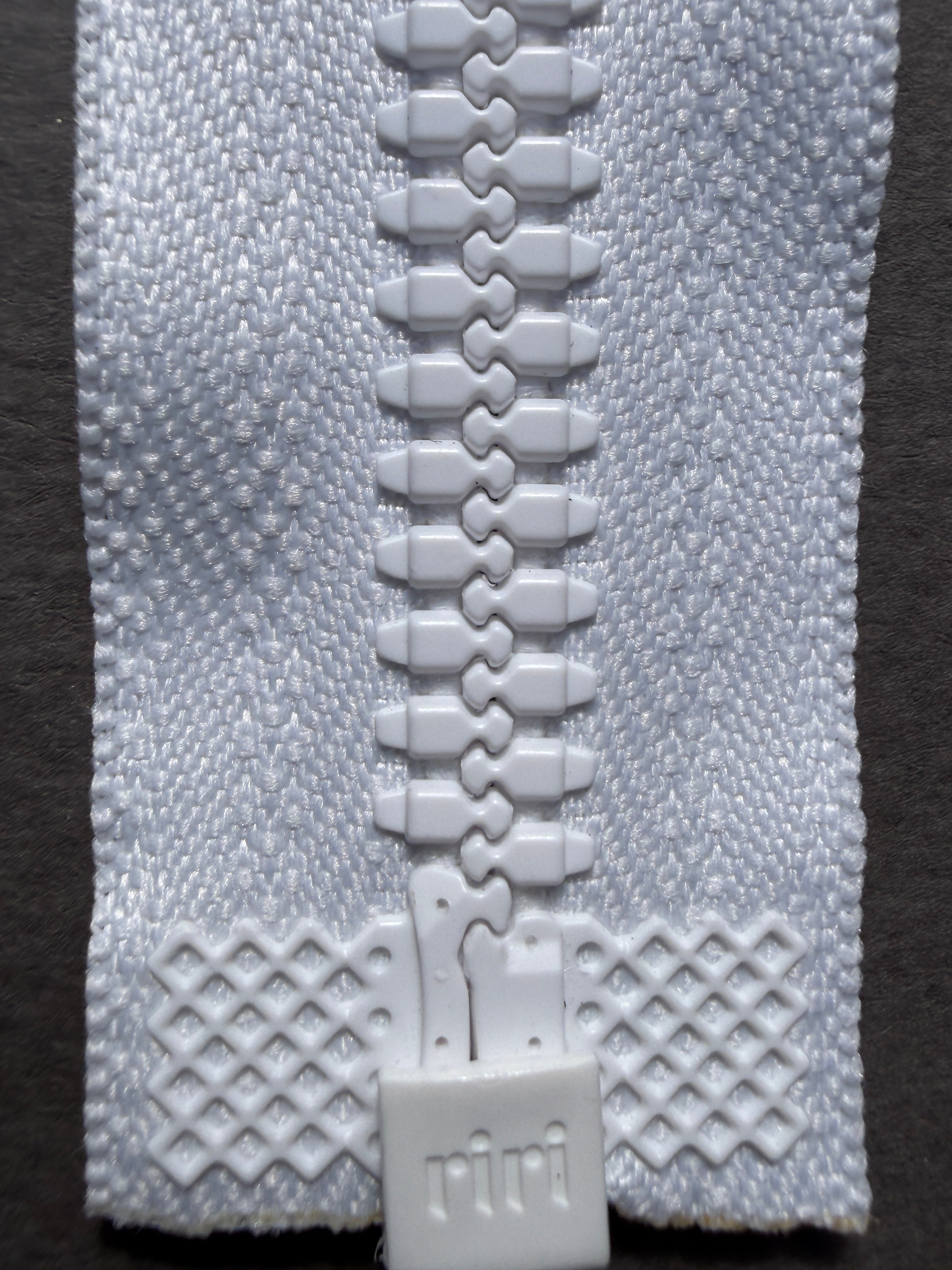 Close up Riri open end white nylon zip SP Haberdashery Auckland NZ
