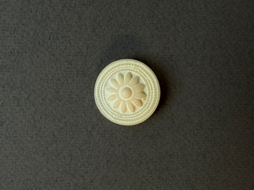 Cream resin floral shank button SP Haberdashery Auckland NZ