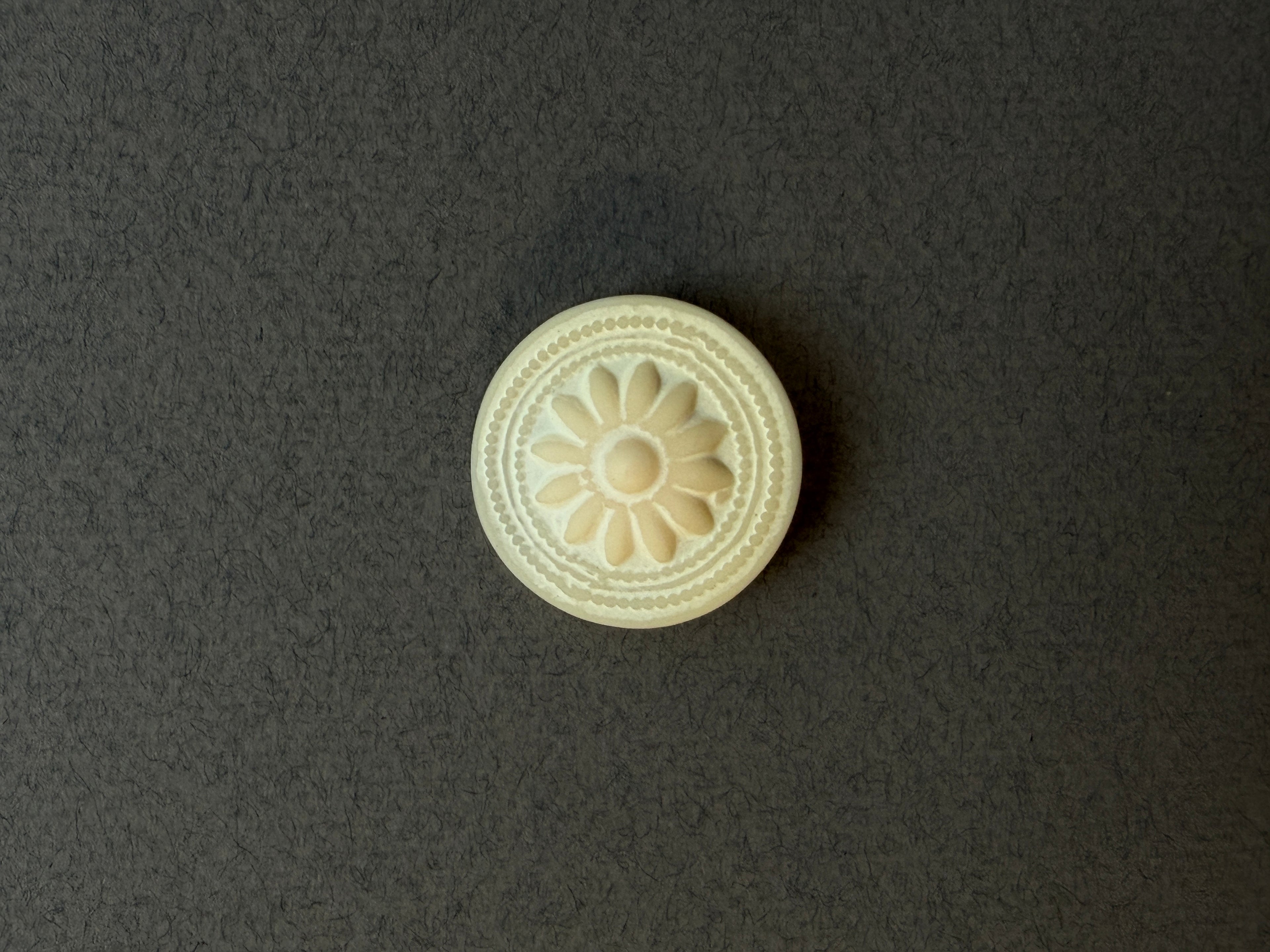 Cream resin floral shank button SP Haberdashery Auckland NZ