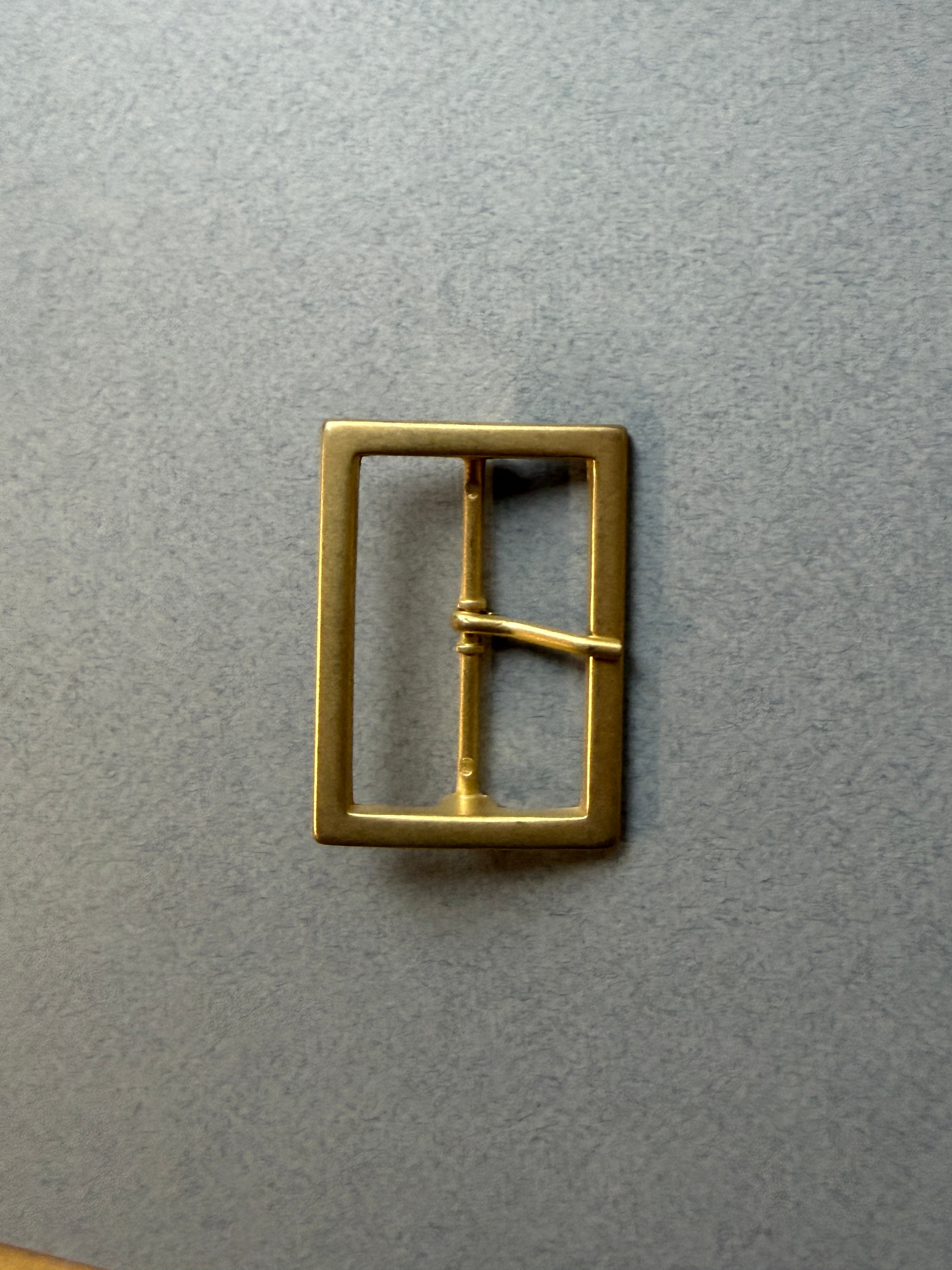 Gold coloured metal rectangle buckle SP Haberdashery Auckland NZ
