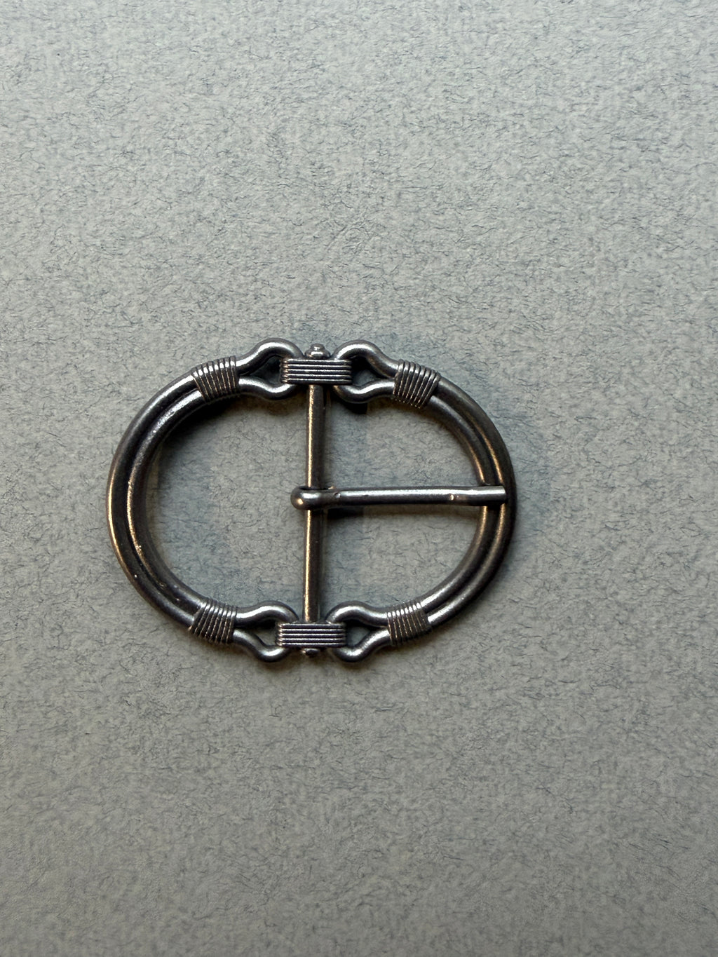 Gunmetal horseshoe buckle 6cm