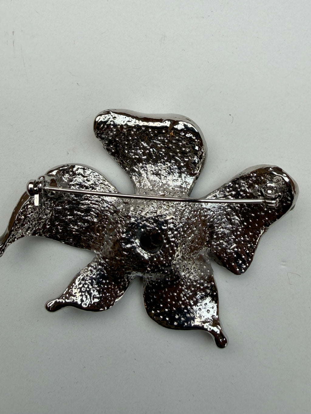 Flower Brooch | Silver Metal & Grey Enamel with Diamantés, 55mm | SP Haberdasher