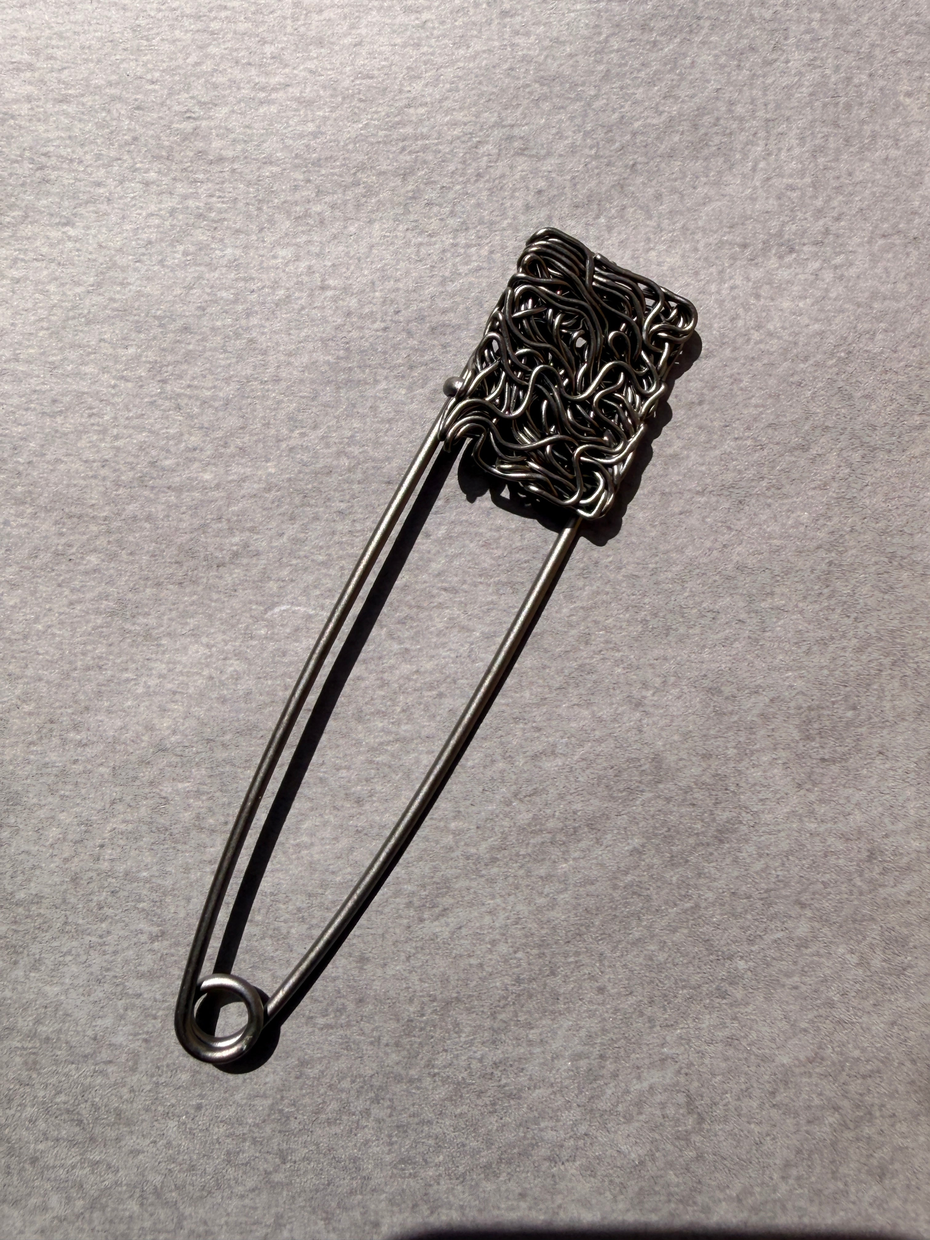 Brooch  Pin in decorative metal 90mm