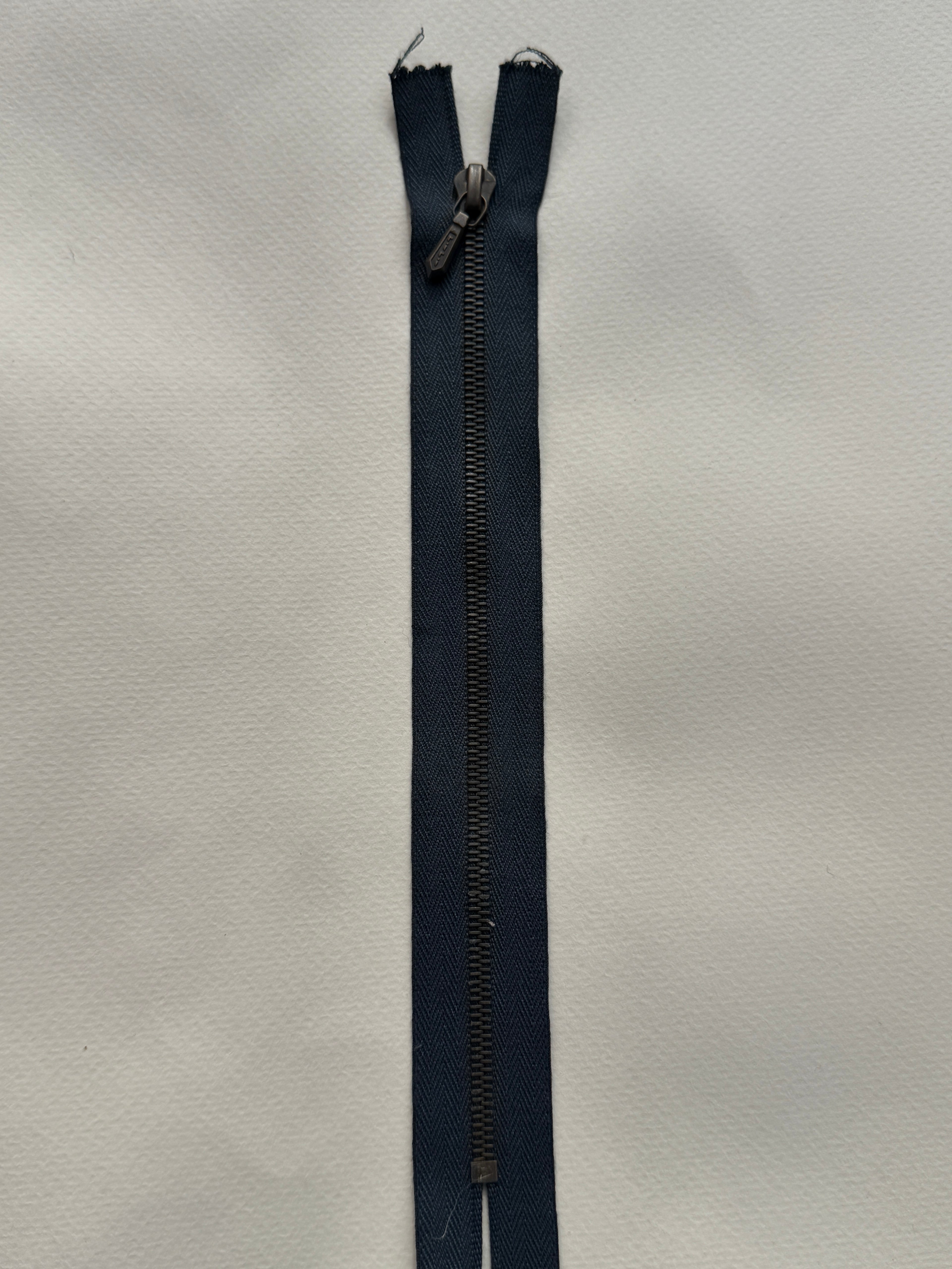 Riri Closed End Metal Zip | Navy Bronze, 20cm | SP Haberdashery