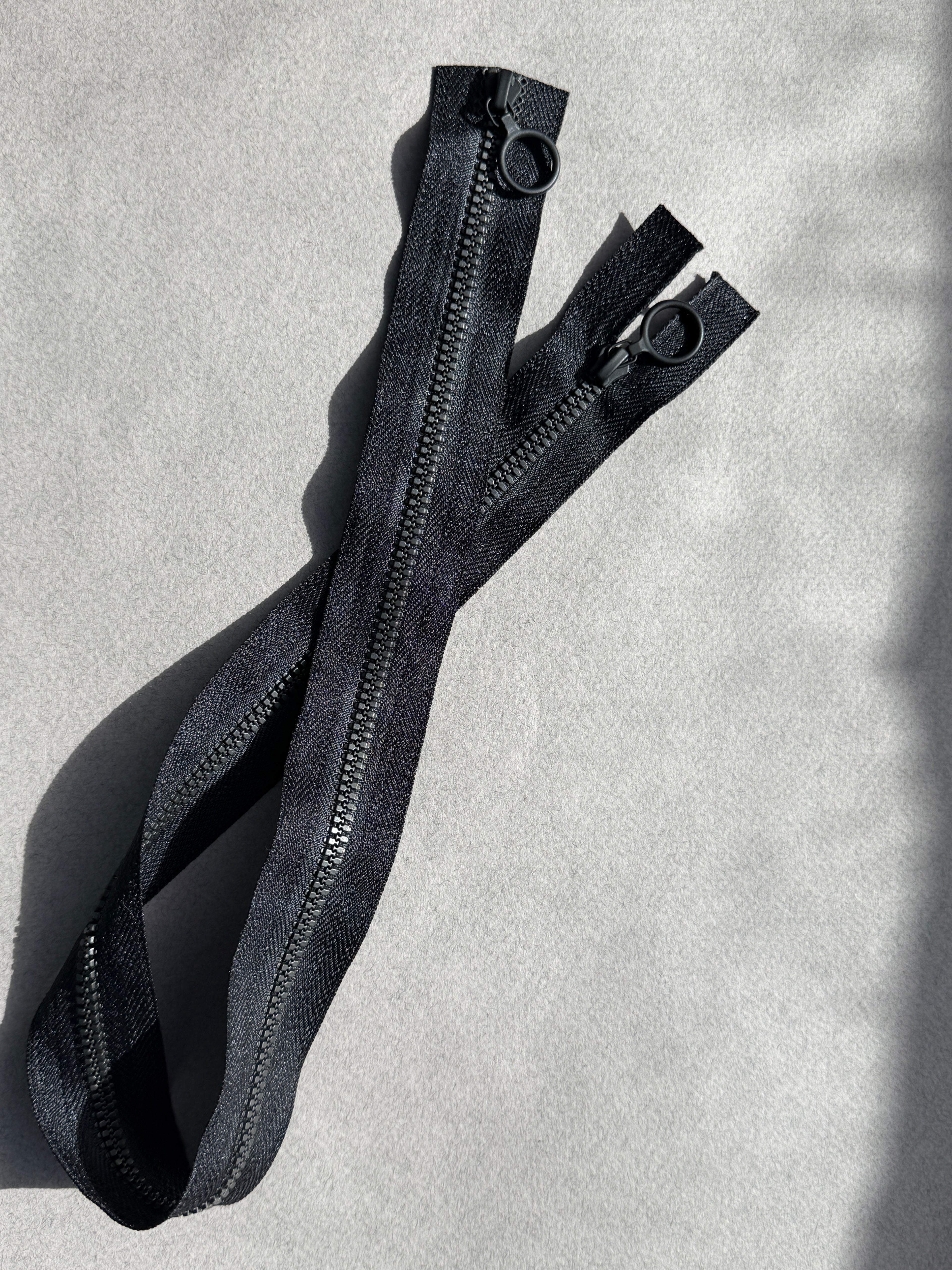Riri open end two way nylon black zip 54cm