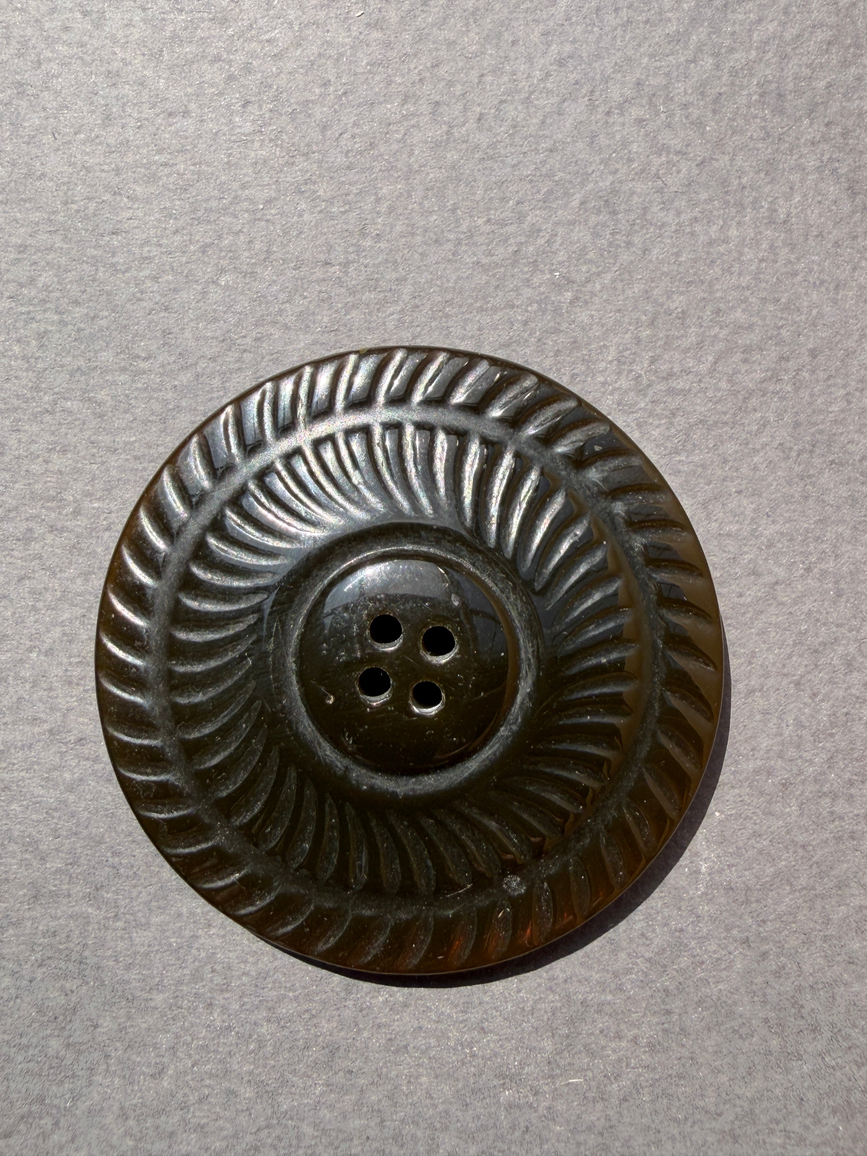 Large brown resin button SP Haberdashery Auckland NZ