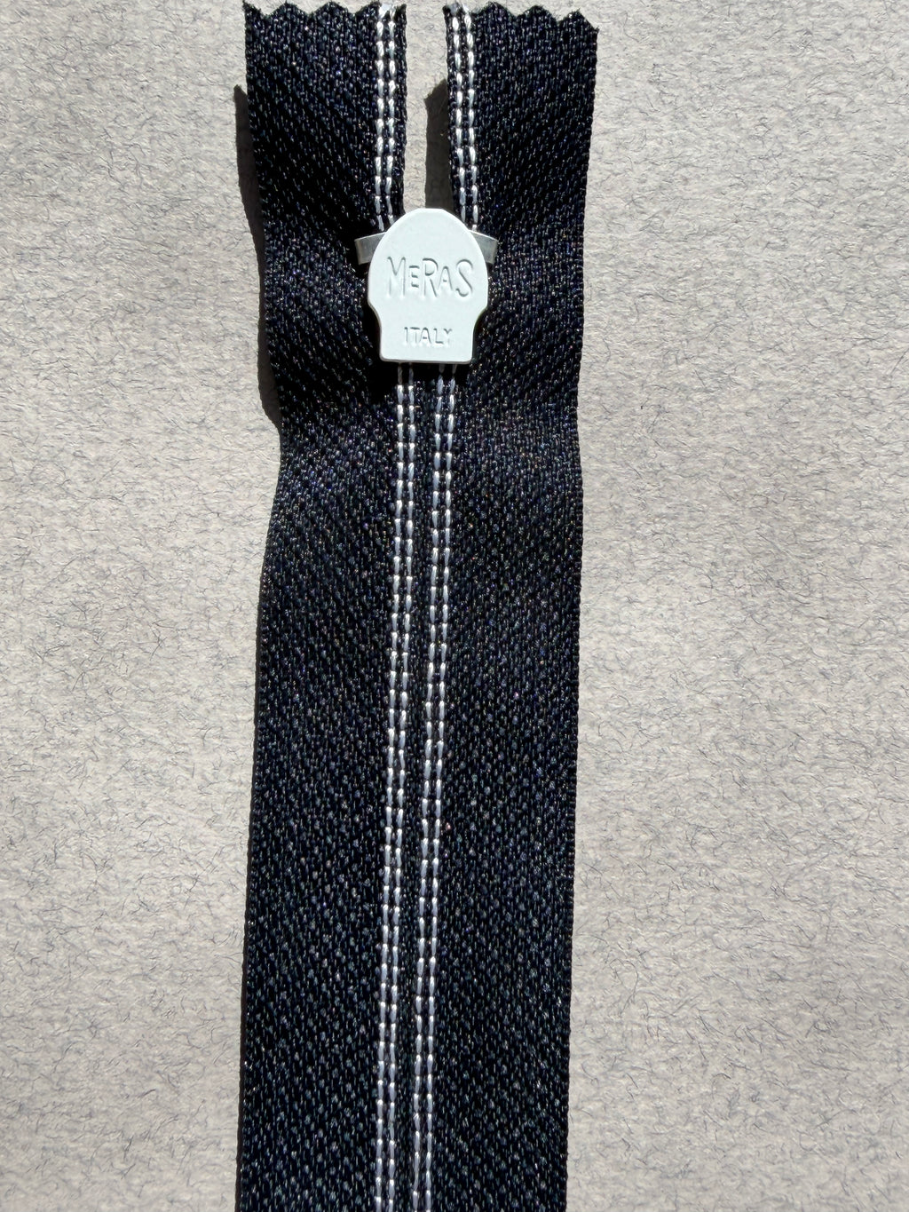 Reverse image of Meras  closed end zip SP Haberdashery Auckland NZ