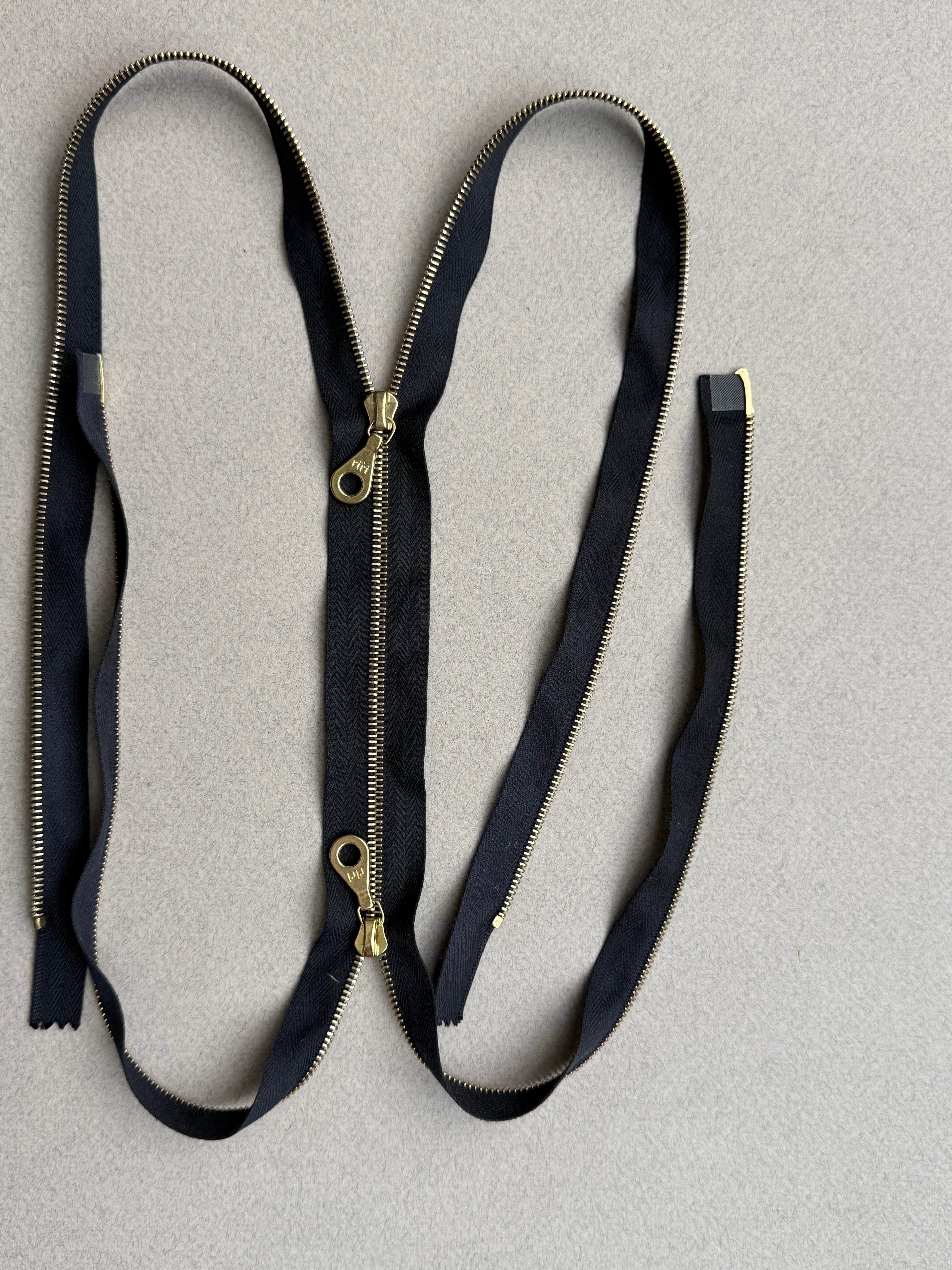 Riri Zip open end two way black gold SP Haberdashery Auckland NZ