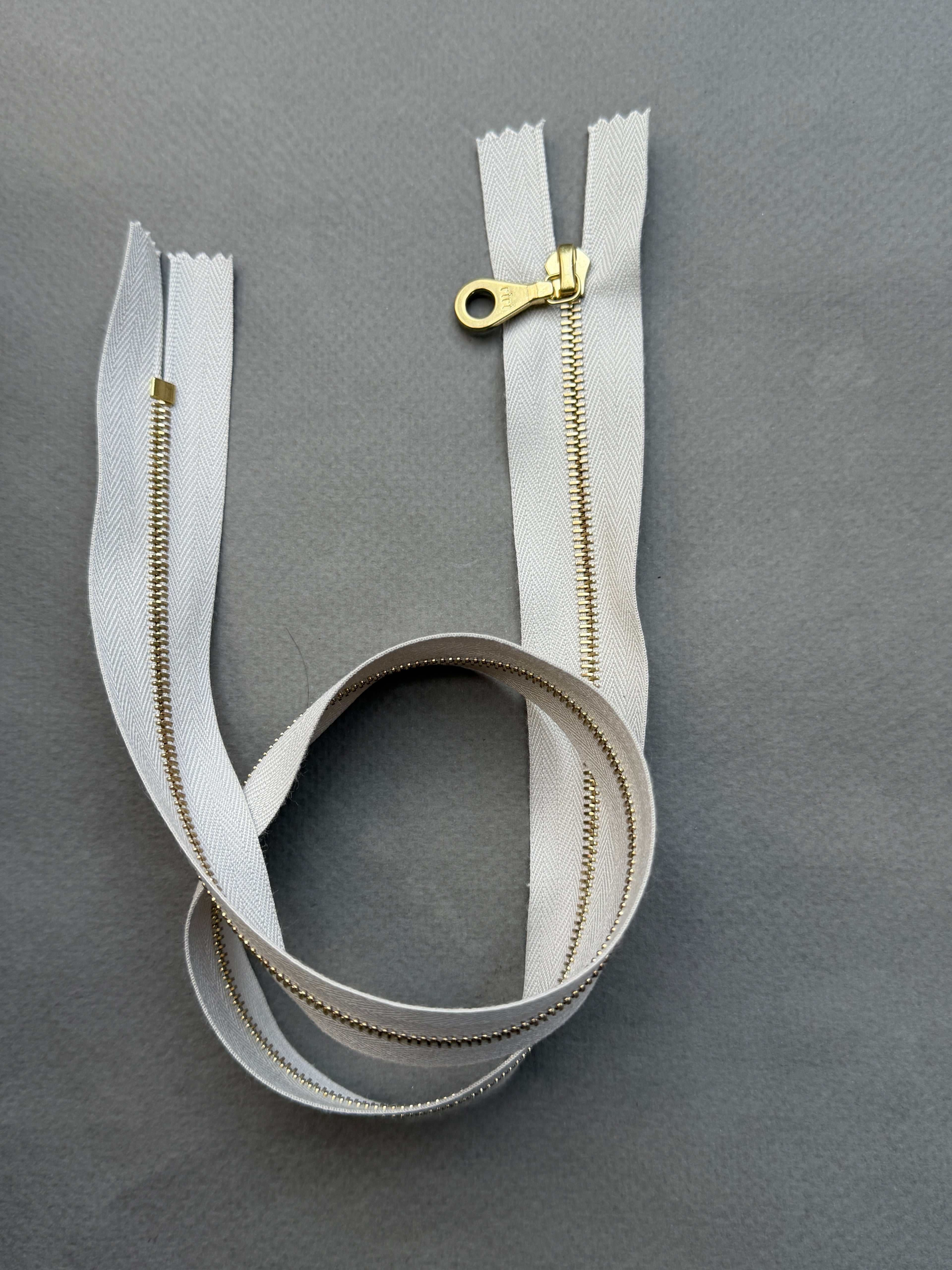 Riri closed end metal zip beige gold 55cm  SP Haberdashery Auckland NZ