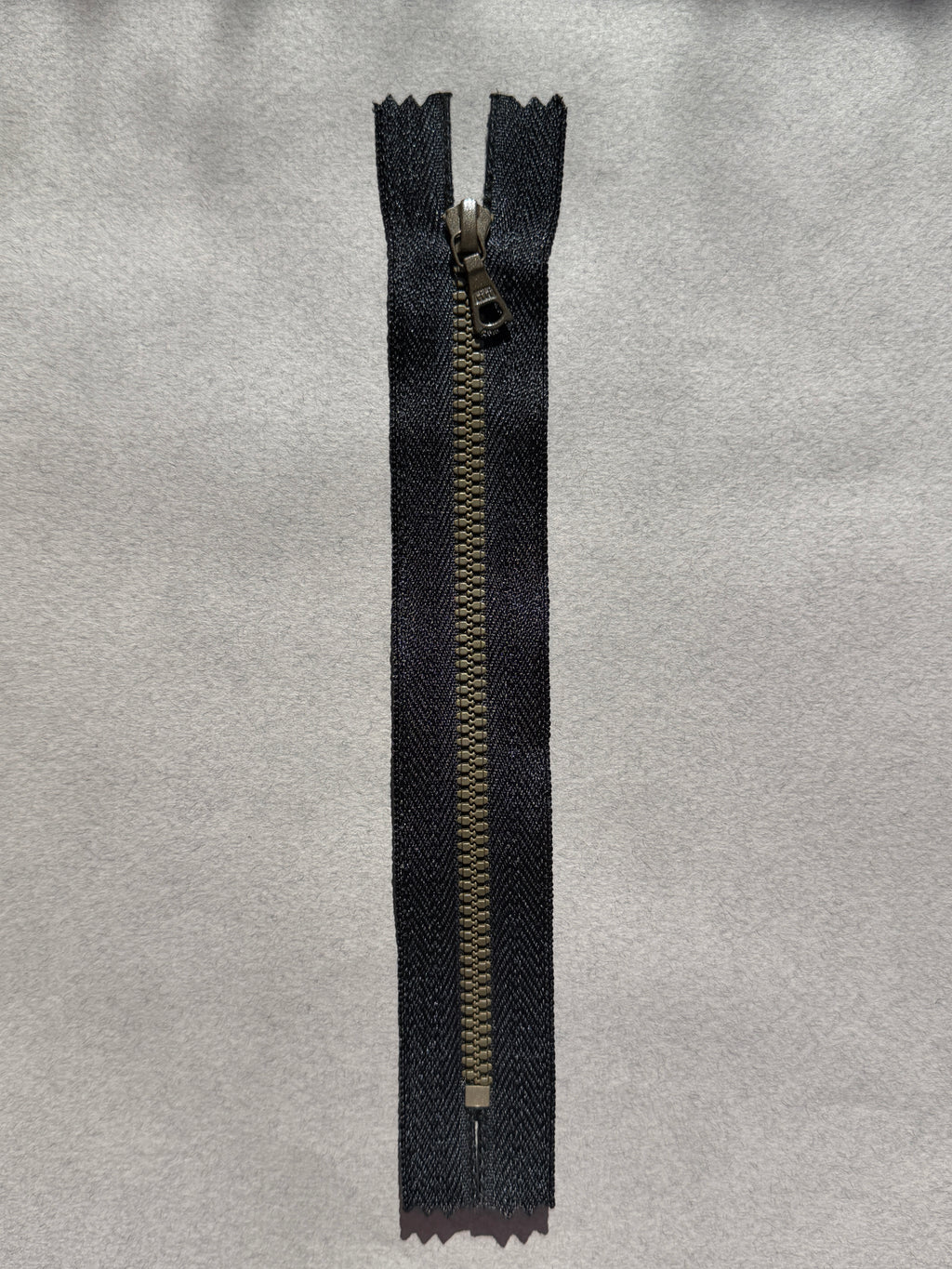 Riri closed end nylon zip black brown 17cm SP Haberdashery Auckland NZ