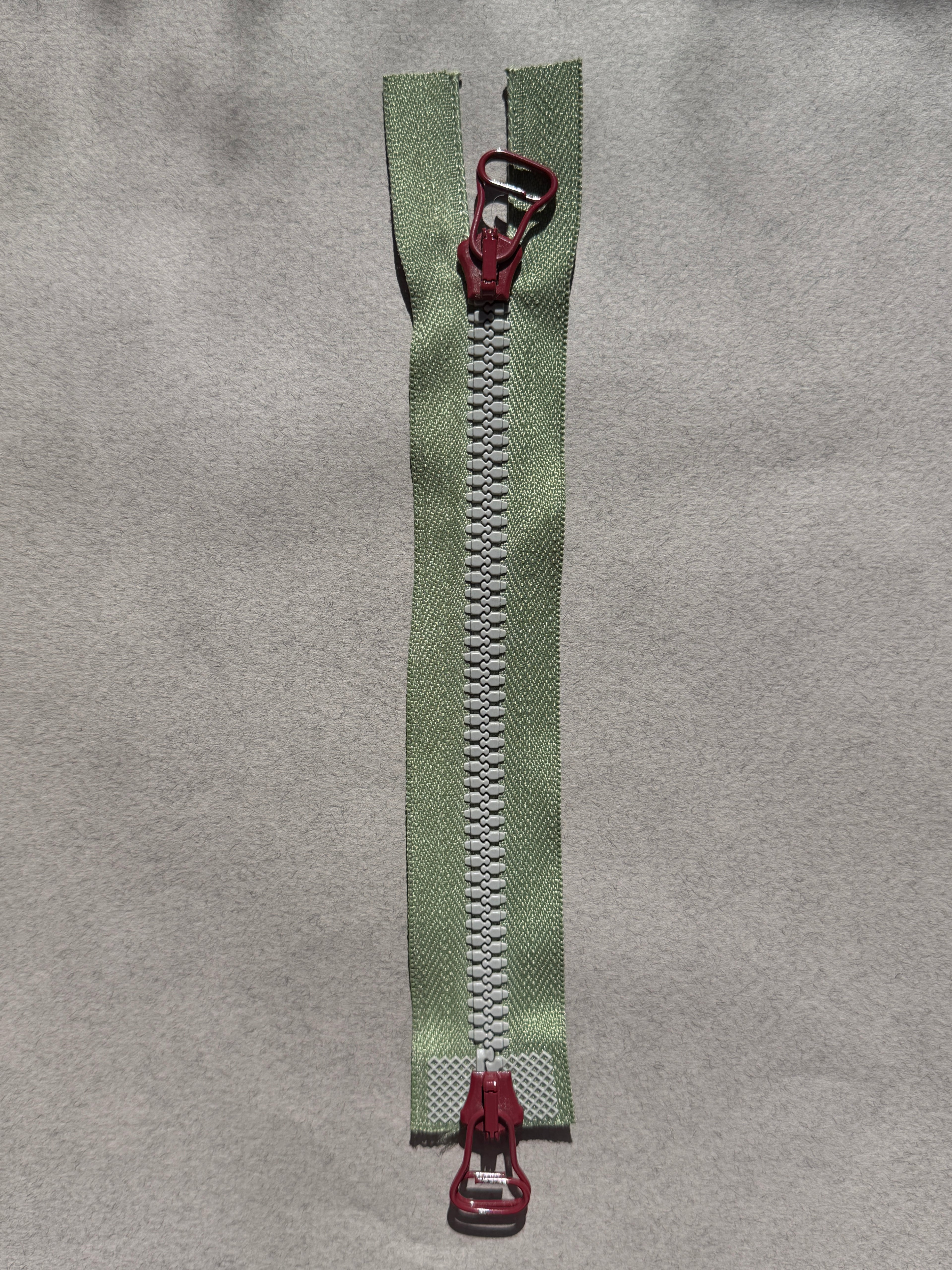 Riri open end two way  nylon zip green and red 16cm SP Haberdashery Auckland NZ