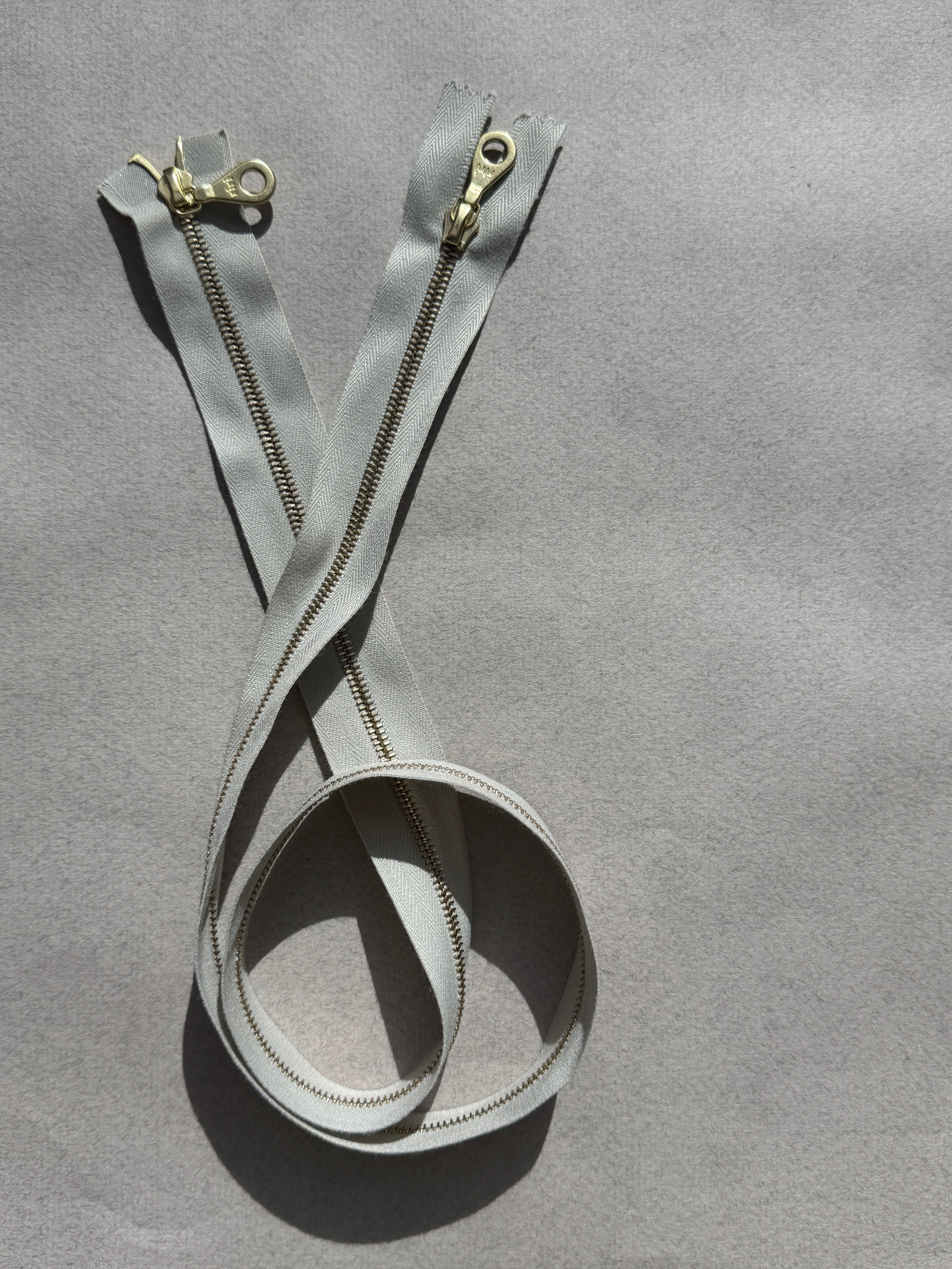 Riri two way metal zip white gold  75cm SP Haberdashery Auckland NZ