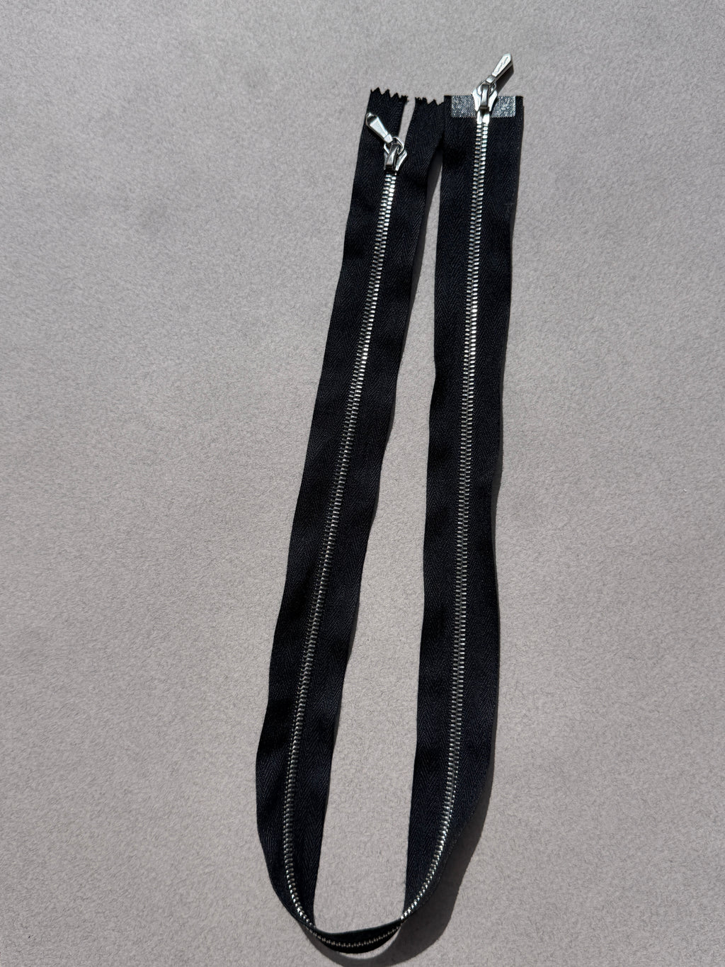 Riri Two way black  nickel zip SP Haberdashery Auckland NZ